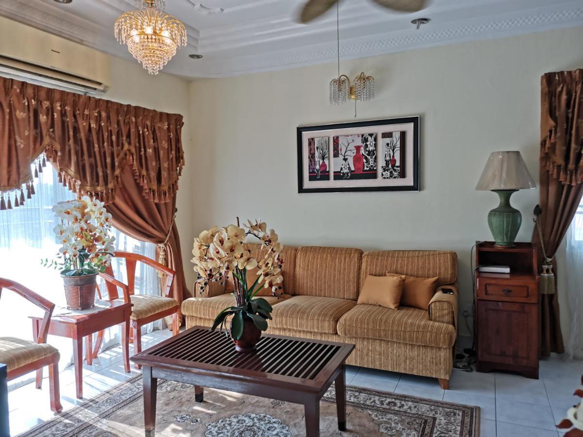 Ainis Guest House In Vista Amani Condominium Kuala Lumpur Bagian luar foto