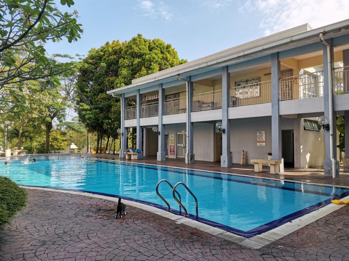 Ainis Guest House In Vista Amani Condominium Kuala Lumpur Bagian luar foto