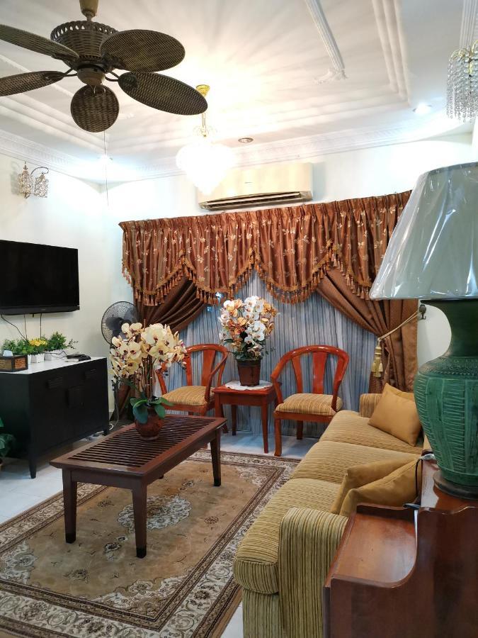 Ainis Guest House In Vista Amani Condominium Kuala Lumpur Bagian luar foto