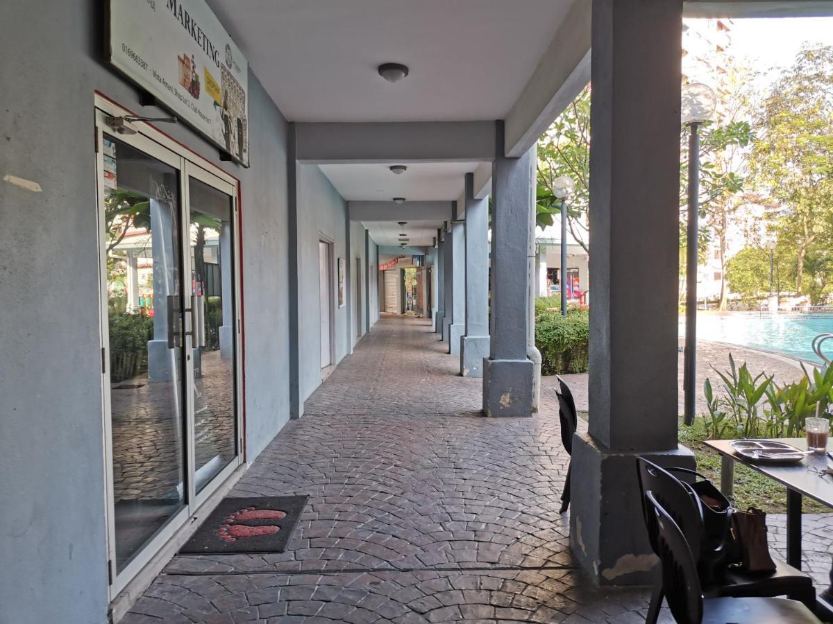 Ainis Guest House In Vista Amani Condominium Kuala Lumpur Bagian luar foto